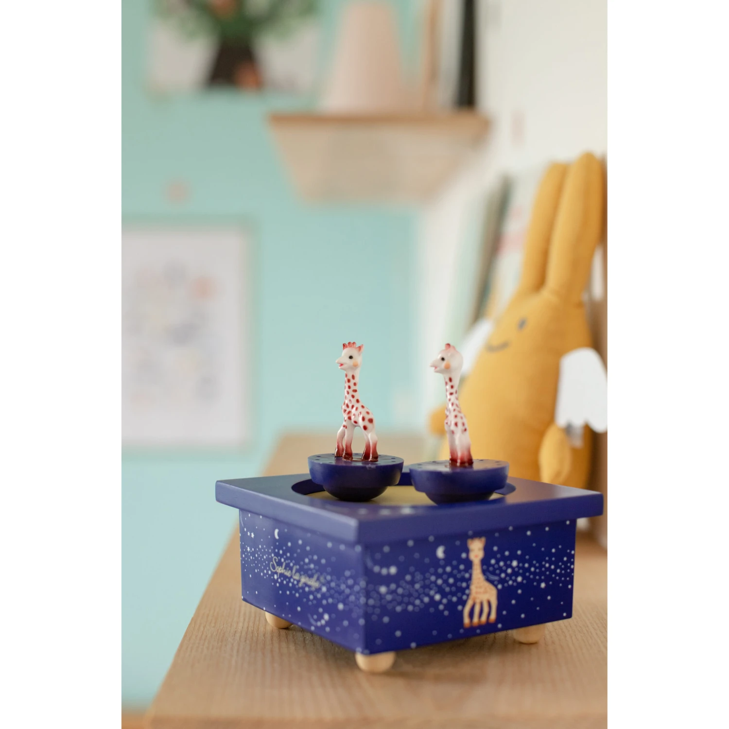 Boîte à Musique Sophie La Girafe Bleu De Trousselier 7 Boîte à Musique Sophie La Girafe Bleu De Trousselier – Image 7