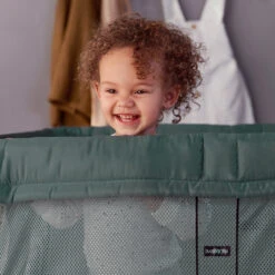 Lit Parapluie Light Vert Foncé De BabyBjörn -Bébé Boutique 01141061 6