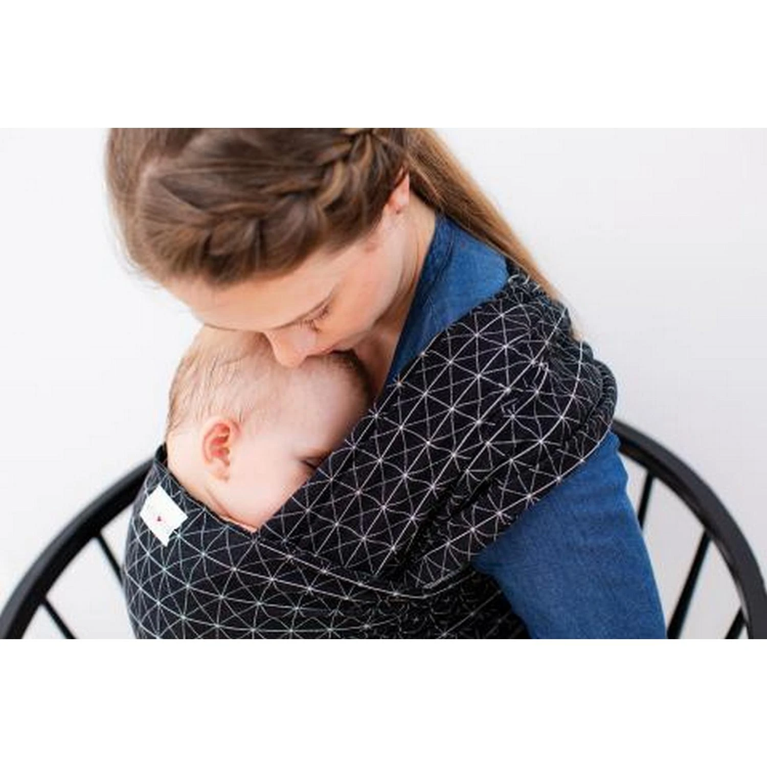 Écharpe De Portage Extensible Coton Biologique Tricot-Slen Design Black Diamond De Babylonia 2 Écharpe De Portage Extensible Coton Biologique Tricot-Slen Design Black Diamond De Babylonia – Image 2