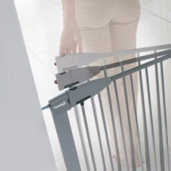 Barrière De Sécurité Easy Loc Grise De Munchkin -Bébé Boutique 01174240 3