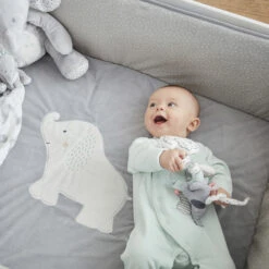 Trousseau D'activités En Veloudoux® Gris De Noukies -Bébé Boutique 10521138 6